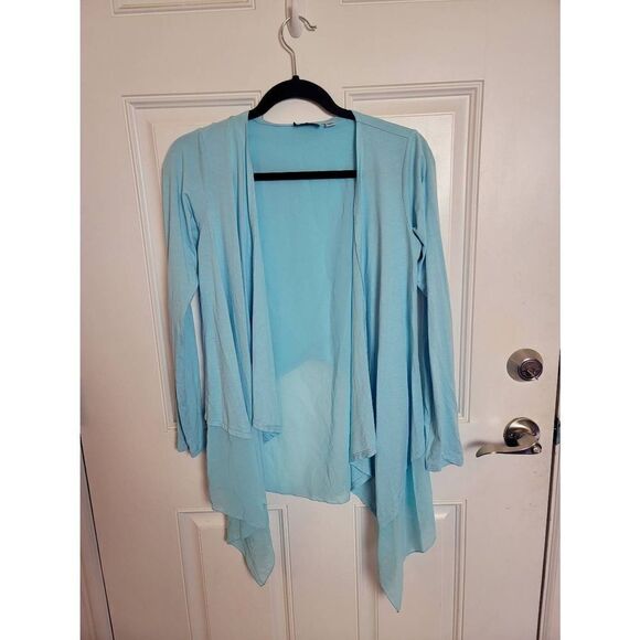 Joan Rivers Shrug  - Picture 1 of 2